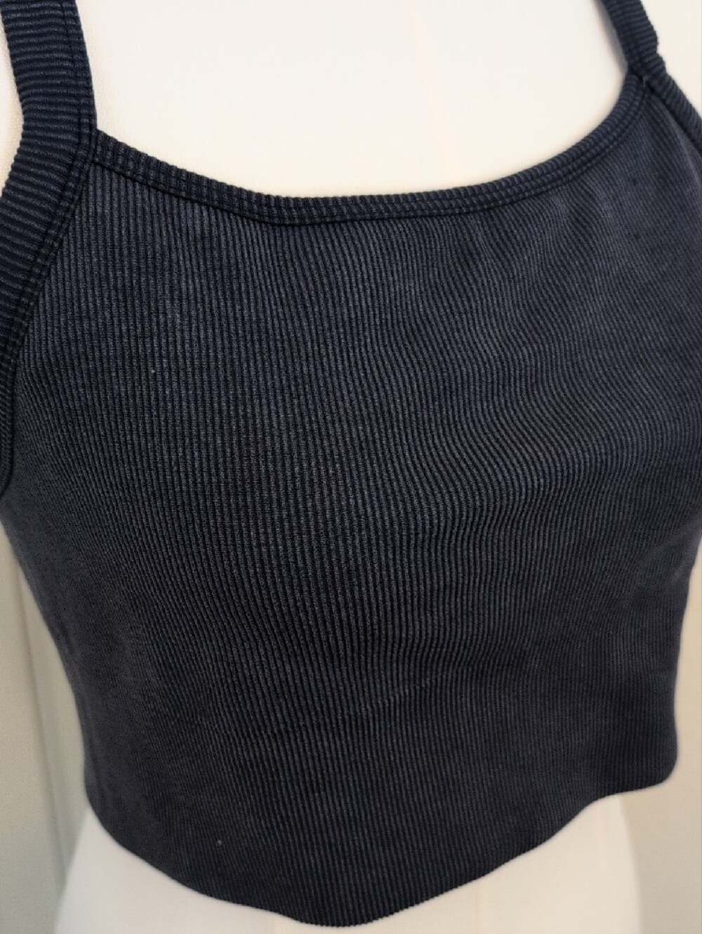 YOGALICIOUS Seamless Rib Illume Tank Bundle of 2 Ribbed Cross Back Bralette XL - Picture 5 of 11
